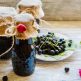 Schwarze Johannisbeeren in Portwein